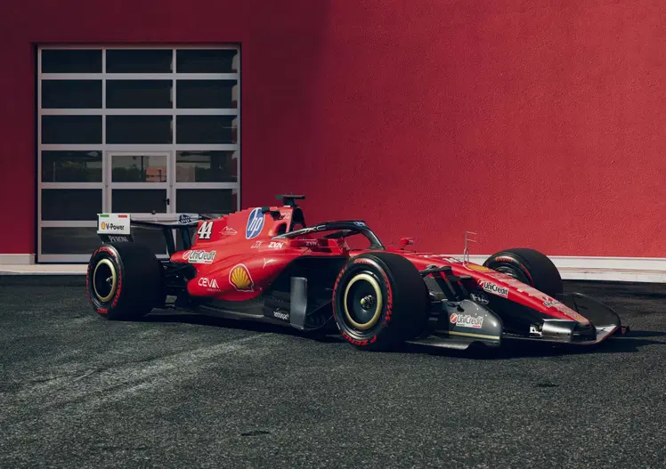 F1, la Ferrari cambia pelle per Monza: la livrea speciale della SF-26 omaggia la leggenda di Michael Schumacher