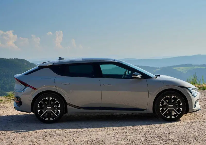 Kia EV6 (3)