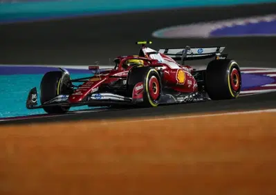 F1. Il semaforo è verde: dal Qatar si dicono fiduciosi che il GP si farà. Ma è davvero possibile? 