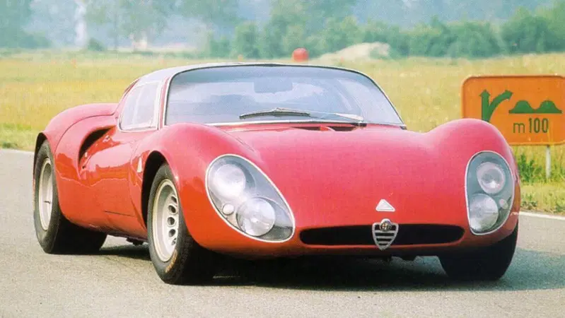 Alfa Romeo 33 Stradale venduta a 10 euro: gli eredi chiedono l'intervento del Ministero