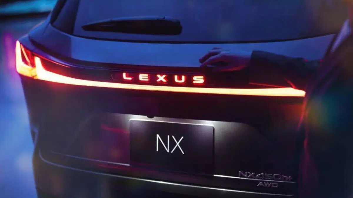 Nuova Lexus NX 2027, oltre 100 km in elettrico e 307 CV: arriva anche la ricarica rapida (2)