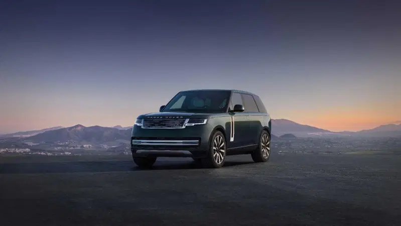 Range Rover elettrica da 550 CV: cambia tutto tranne una cosa