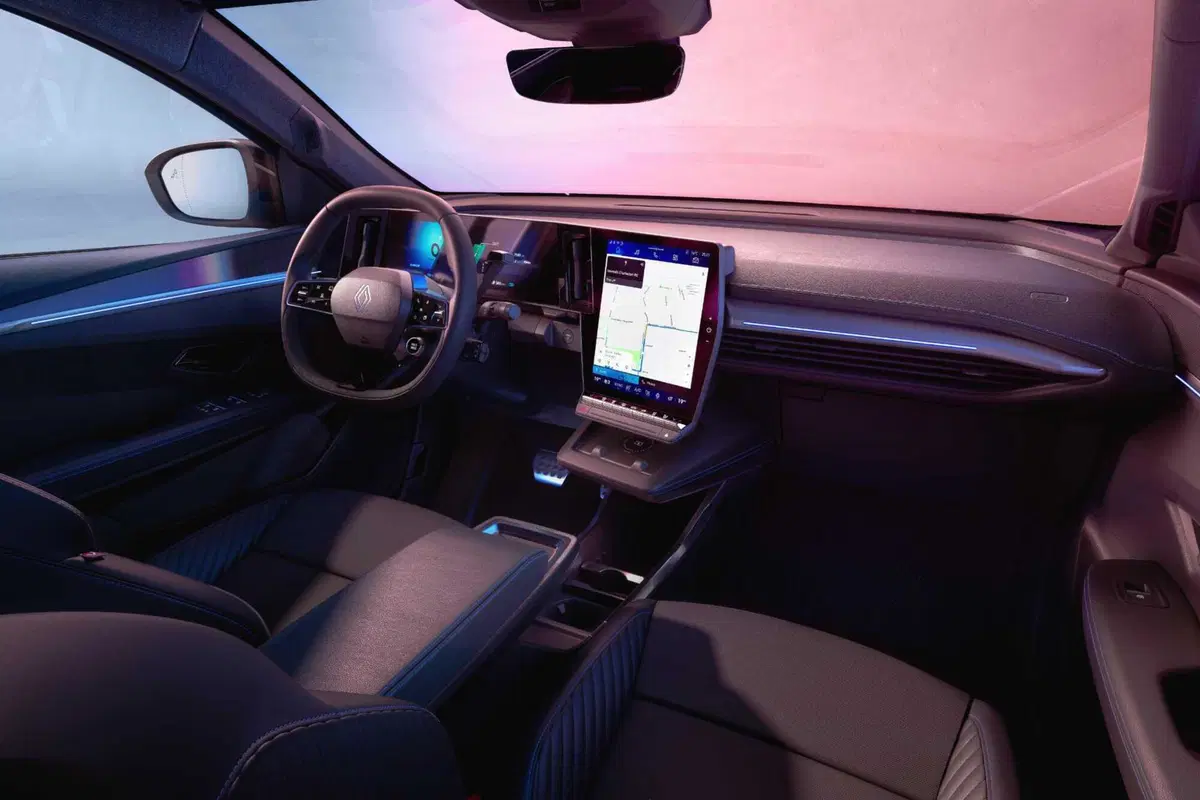 Renault Scenic E-Tech Electric 2026: fino a 642 km di autonomia e nuovo prezzo da 32.500 euro (9)