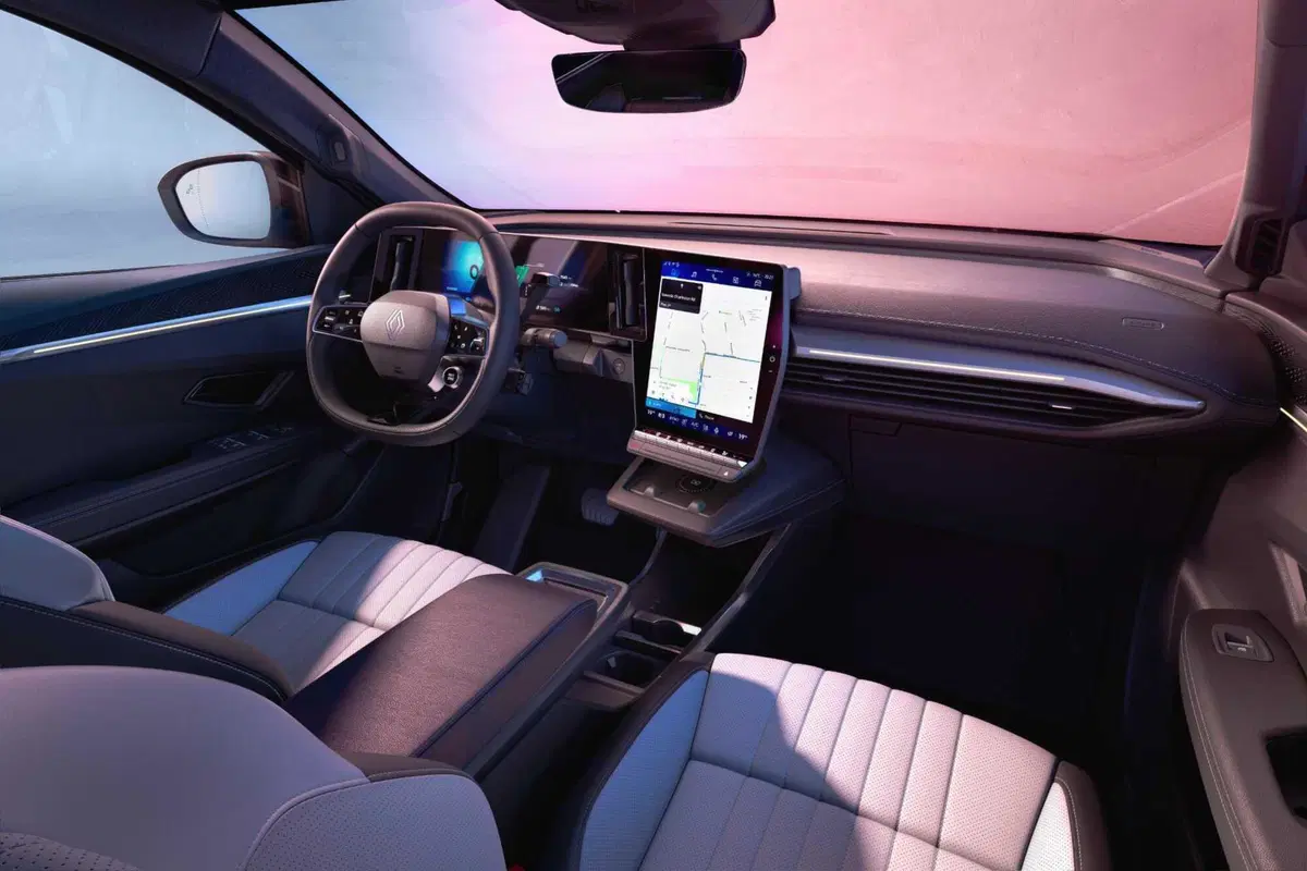 Renault Scenic E-Tech Electric 2026: fino a 642 km di autonomia e nuovo prezzo da 32.500 euro (18)