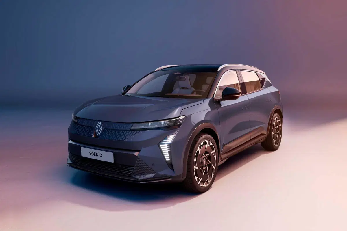 Renault Scenic E-Tech Electric 2026: fino a 642 km di autonomia e nuovo prezzo da 32.500 euro (19)