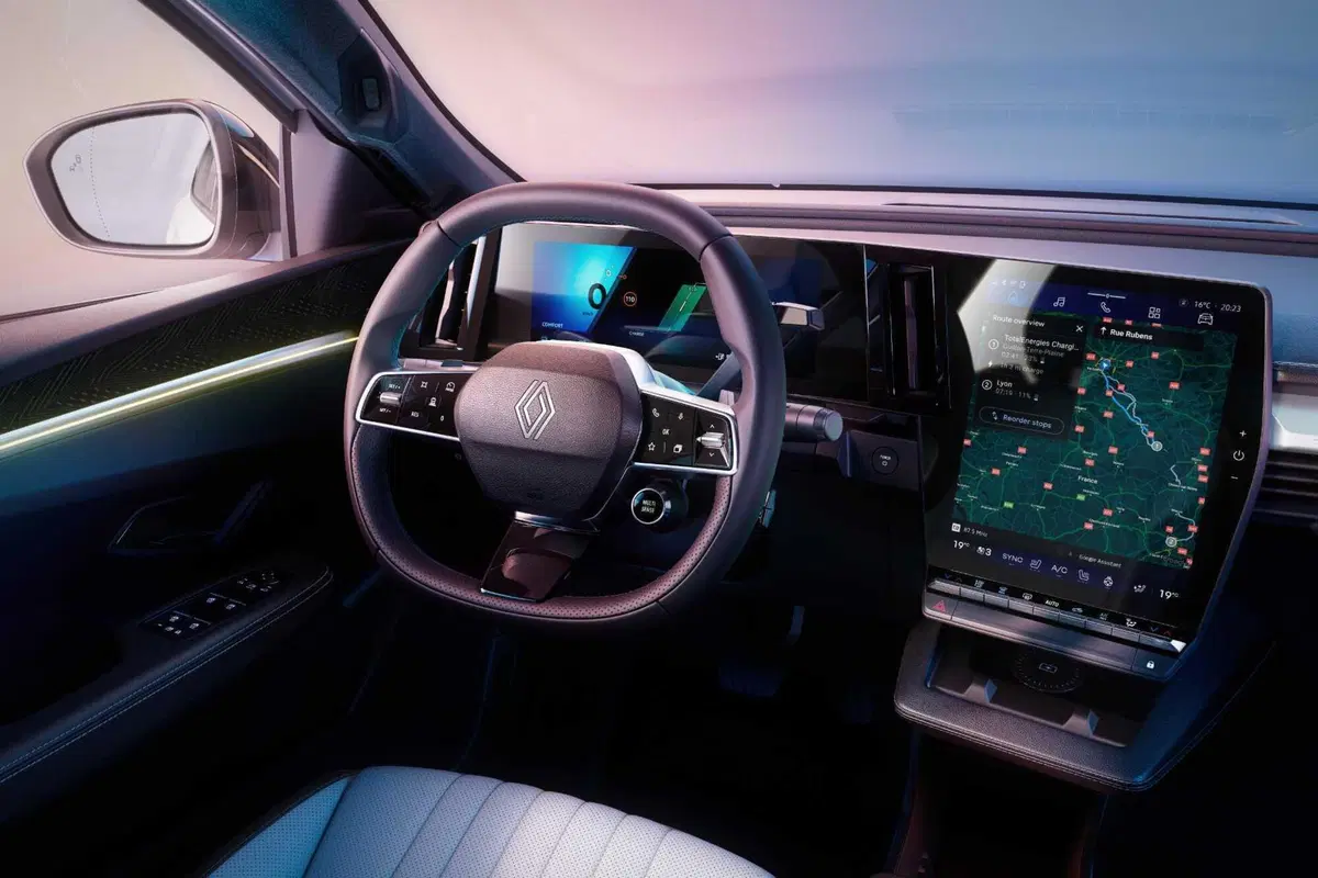 Renault Scenic E-Tech Electric 2026: fino a 642 km di autonomia e nuovo prezzo da 32.500 euro (20)