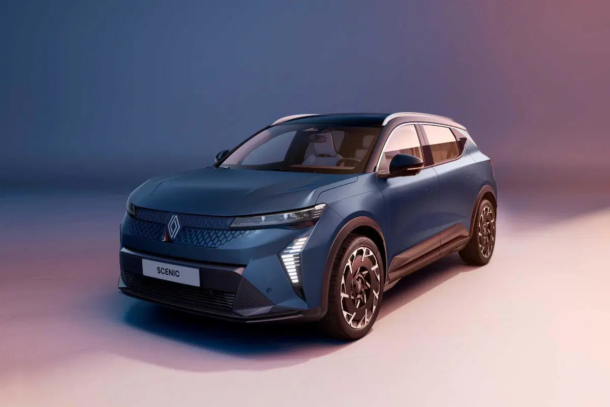 Renault Scenic E-Tech Electric 2026: fino a 642 km di autonomia e nuovo prezzo da 32.500 euro