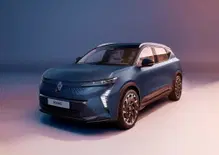 Renault Scenic E-Tech Electric 2026: fino a 642 km di autonomia e nuovo prezzo da 32.500 euro