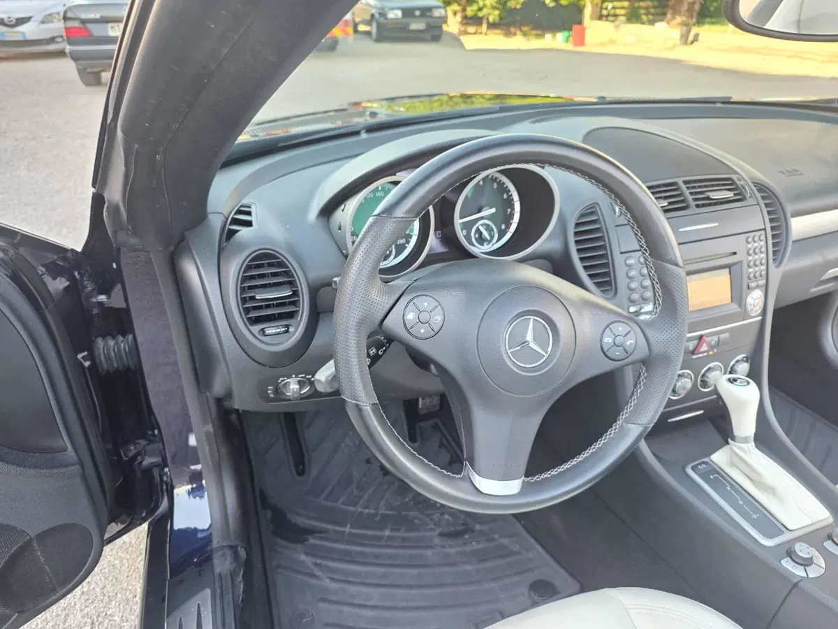 Mercedes-Benz SLK usata a Pesaro-Urbino (15)