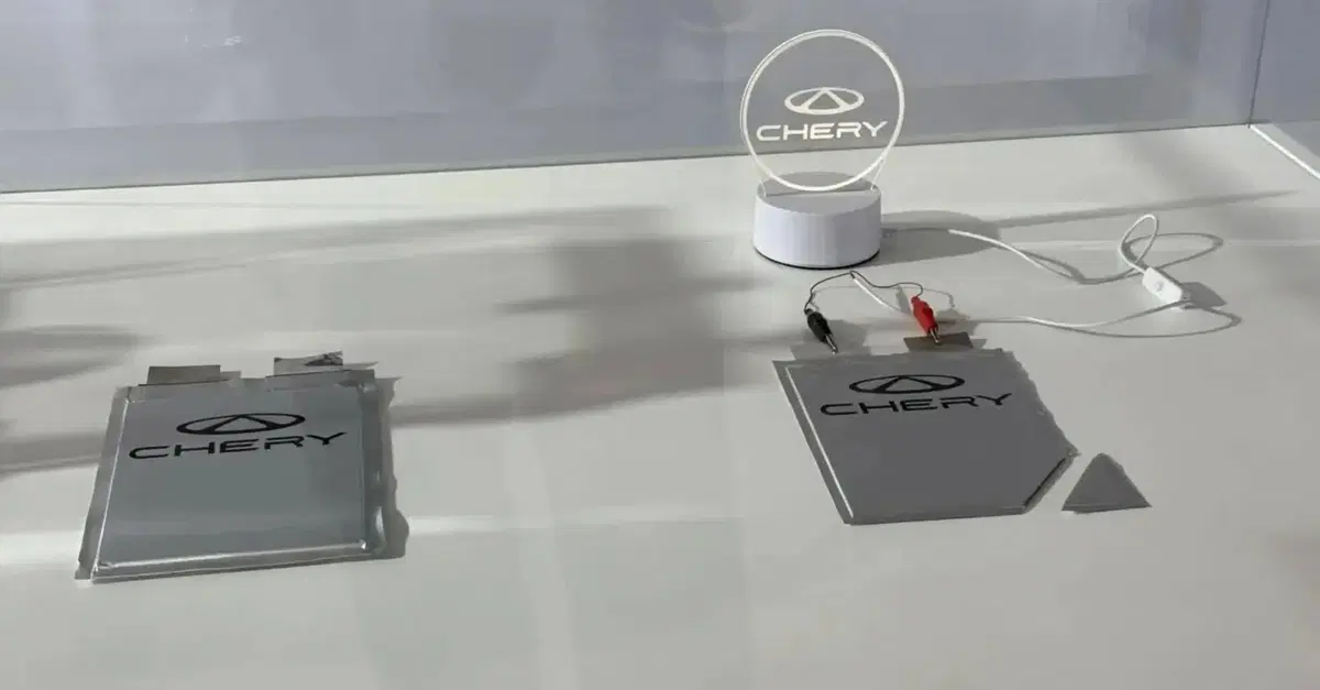 Chery, la batteria allo stato solido arriva nel 2027: 1.500 km di autonomia