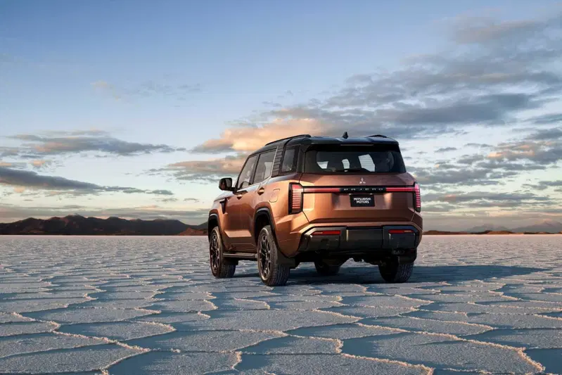 Posteriore Mitsubishi Pajero