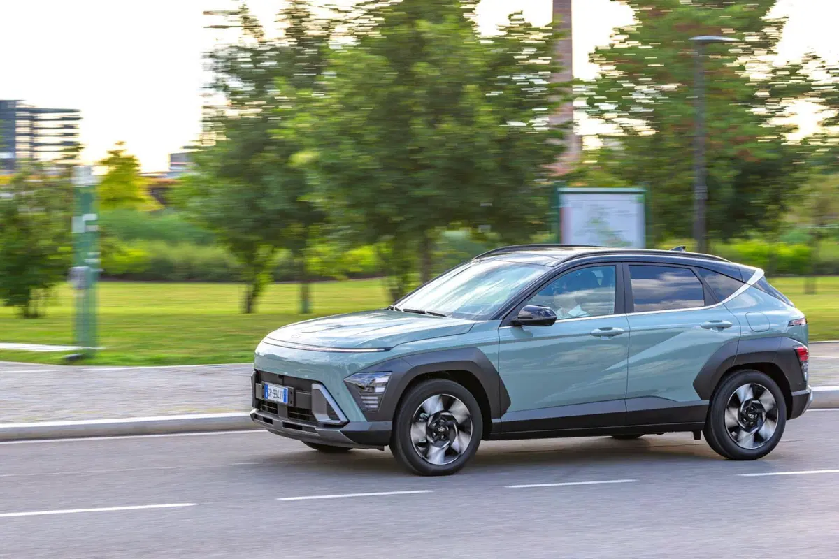 Si può scegliere un SUV compatto senza rinunciare a spazio, bagagliaio e dotazioni? Il caso Hyundai Kona (3)