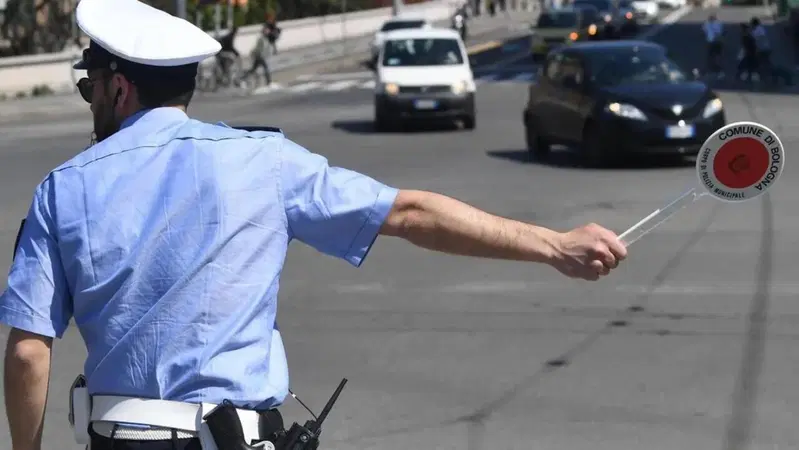 Nuovo Codice della strada, multa da 1.000 euro senza assicurazione: ma per 9 sanzioni su 10 l'importo cala