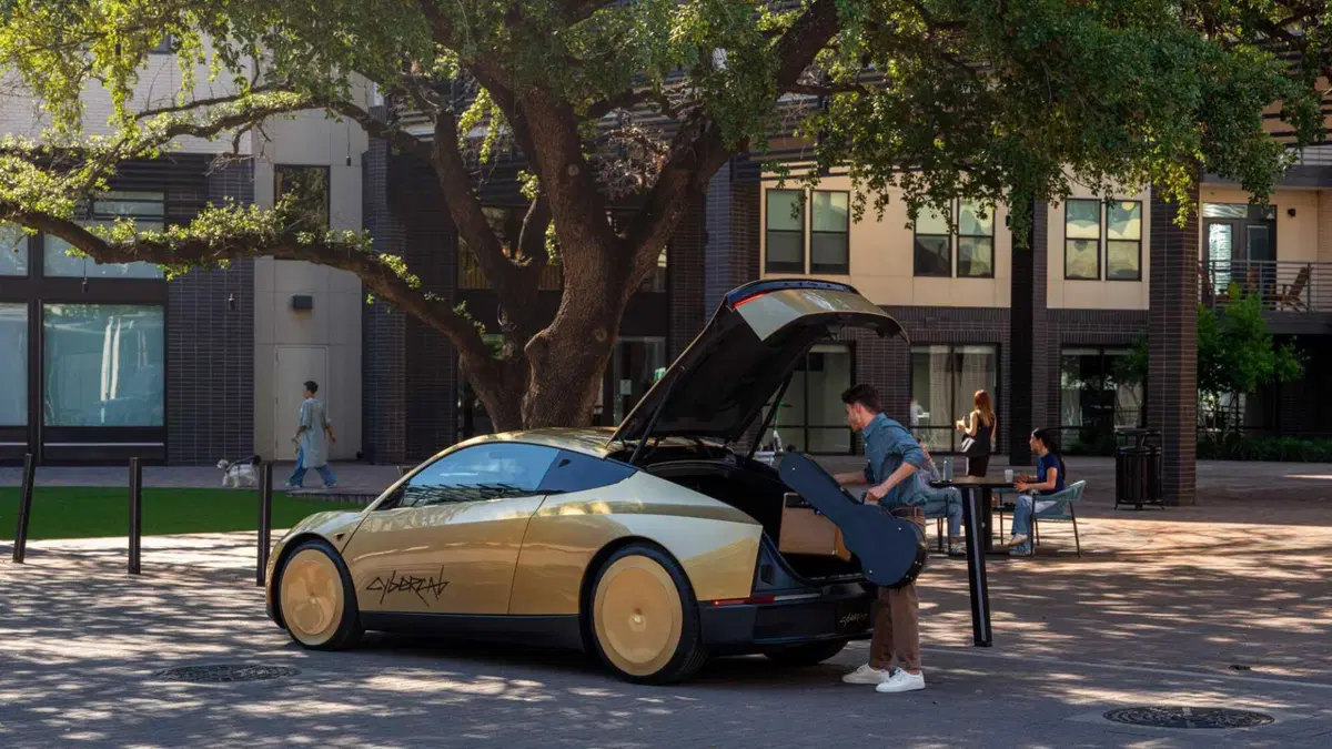 Tesla Cybercab: il robotaxi senza volante conquisterà la strada? (3)