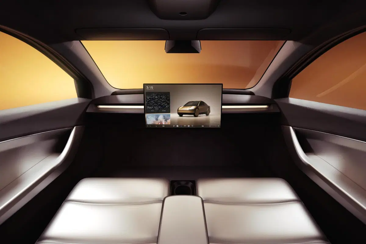 Tesla Cybercab: il robotaxi senza volante conquisterà la strada? (29)