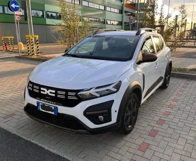Dacia Sandero Stepway 1.0 tce Extreme Up Eco-g 100cv del 2024 usata a Torino