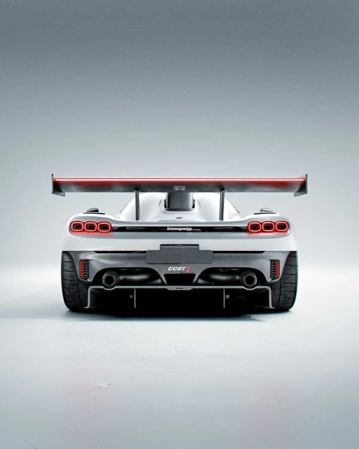 Koenigsegg CCGT1, la rivincita della hypercar che non corse mai: 1.600 CV e un'ala che pensa da sola (2)