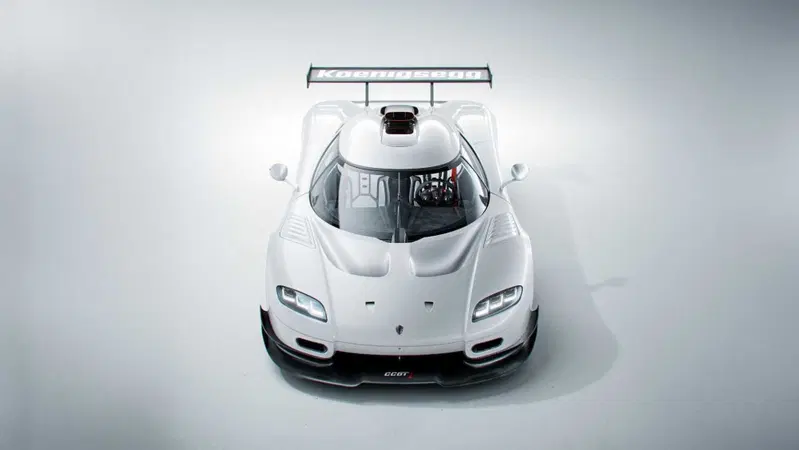 Koenigsegg CCGT1, la rivincita della hypercar che non corse mai: 1.600 CV e un'ala che pensa da sola