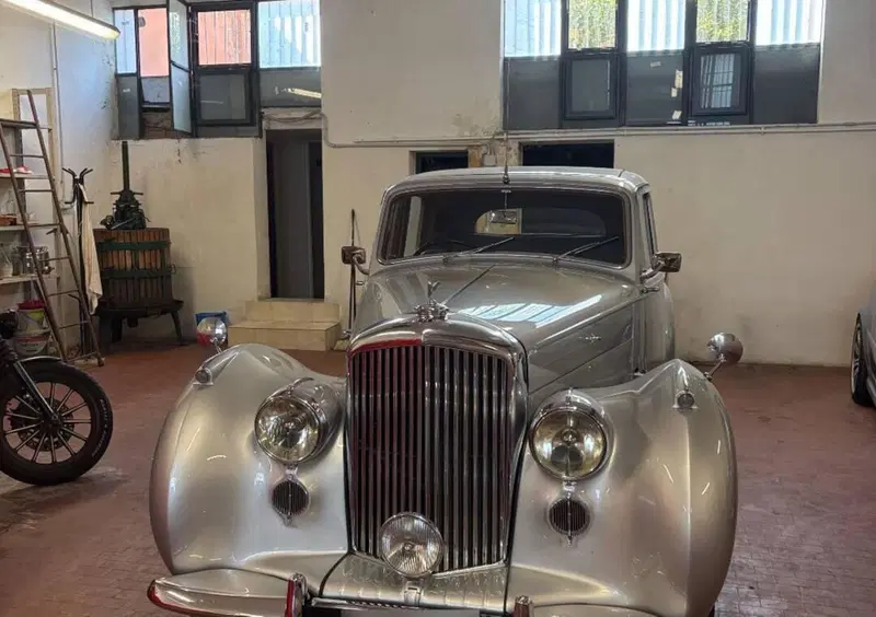 Bentley TIPO Rd'epoca del 1955 a Pistoia