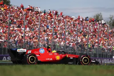 F1. “C’è una luce in fondo al tunnel, ma si fa sempre più fioca”: Hamilton punge la Ferrari sul gioco di squadra a Monza