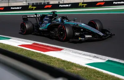 F1. Russell sbaglia un gol a porta vuota. E Gasly si prende Monza con una mossa perfetta