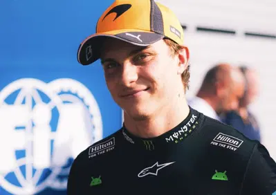 F1, Stavo uscendo dai box e non so da dove sia spuntato: Piastri spiega l'episodio con Lawson e la penalità a Monza