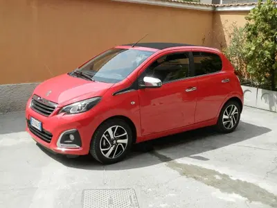 Peugeot 108 68 ETG 5 porte Allure TOP! del 2015 usata a Monza