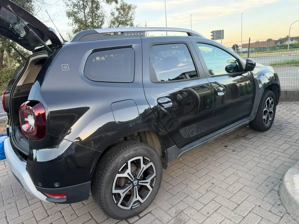 Dacia Duster usata a Torino (8)