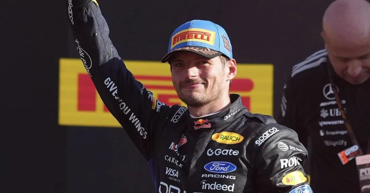 F1, "Non ci si diverte quando ti sfrecciano accanto come se fossi una tartaruga": Verstappen amaro sul podio di Monza