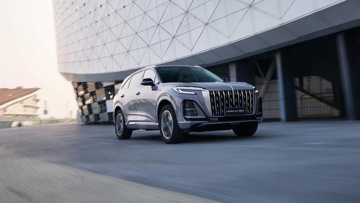 Hongqi HS3 (2)