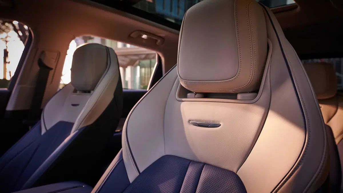 Hongqi HS3 (4)