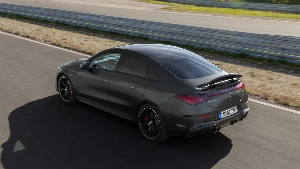 Mercedes-Benz CLA (2025-->>) (9)