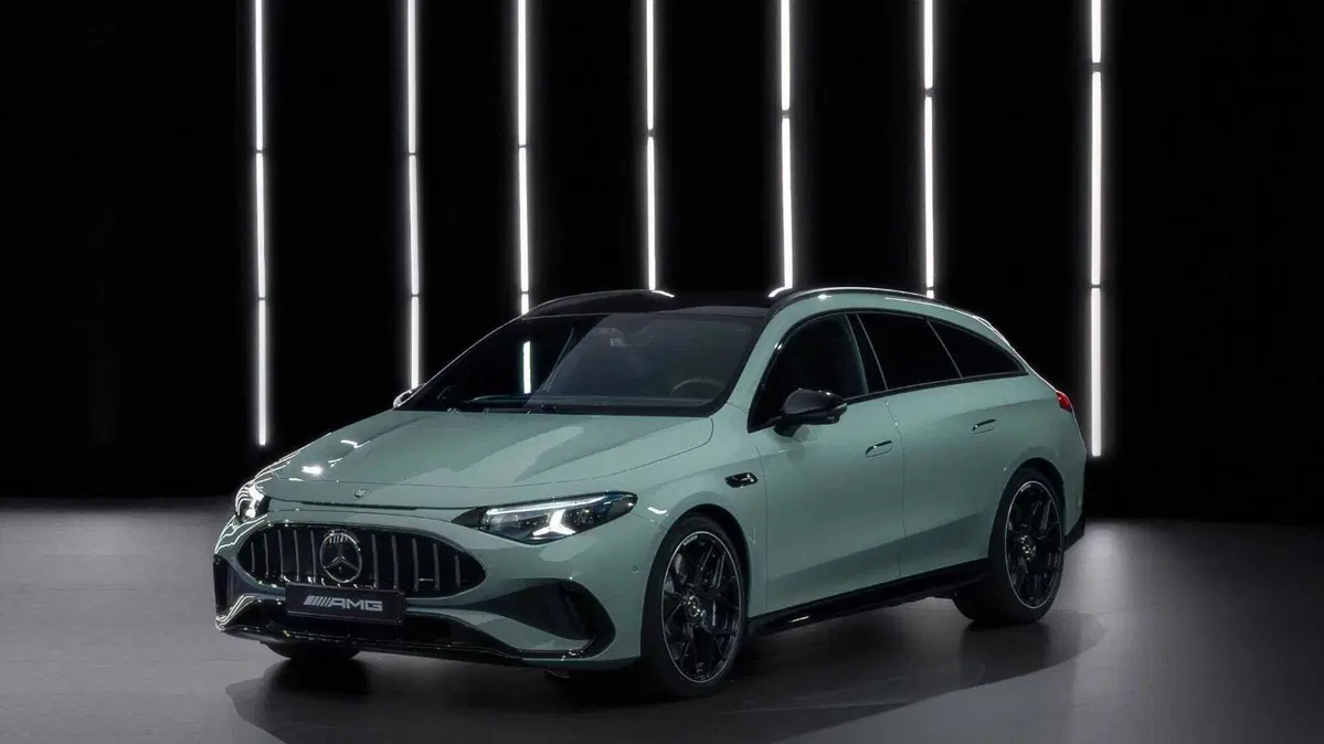 Mercedes-Benz CLA Shooting Brake Elettrica AMG 45 Advanced 4matic+