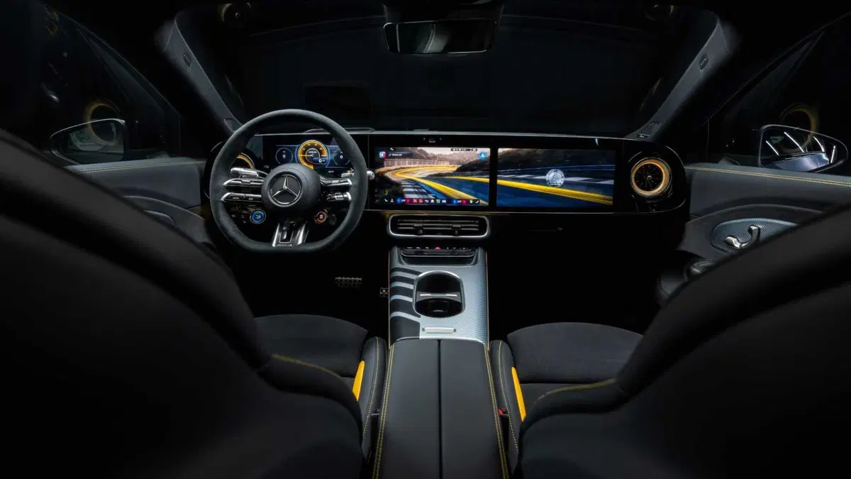 Mercedes-Benz CLA Shooting Brake Elettrica AMG 45 Advanced 4matic+ (7)