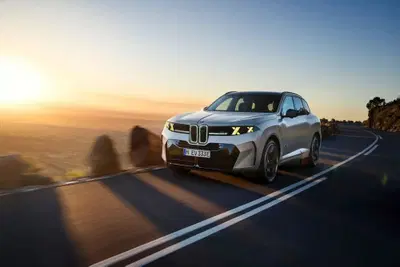 BMW X5, debutto italiano al Salone Auto Torino 2026: il nuovo SUV protagonista insieme a iX3 e i3
