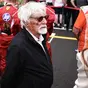 Ecclestone “dimentica” un fucile a pompa nel jet privato: fermato in aeroporto a 95 anni l'ex patron della F1