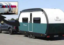 Beauer X8, la roulotte “fisarmonica” che si allarga in 60 secondi e diventa una casa da 30 mq