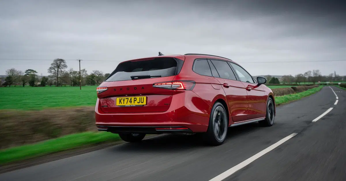 Skoda Superb verso l'addio: Octavia e Superb potrebbero diventare una sola auto