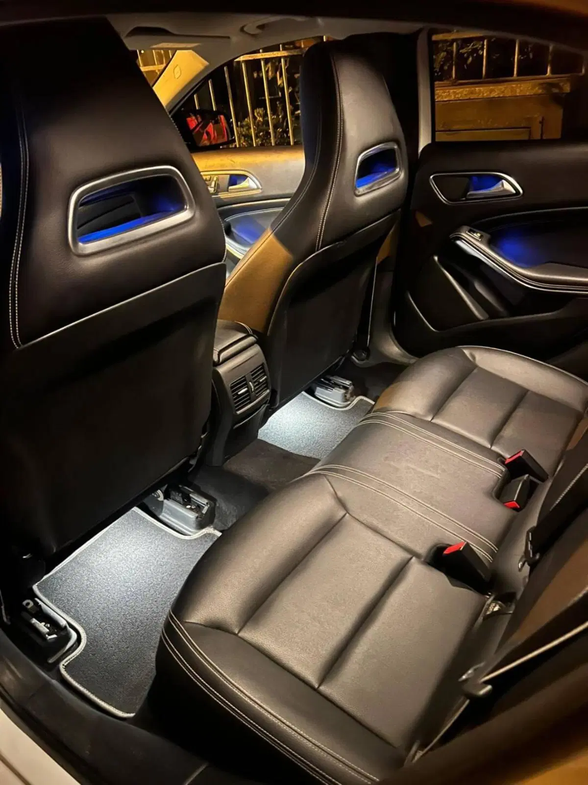 Mercedes-Benz GLA SUV usata a Rimini (4)