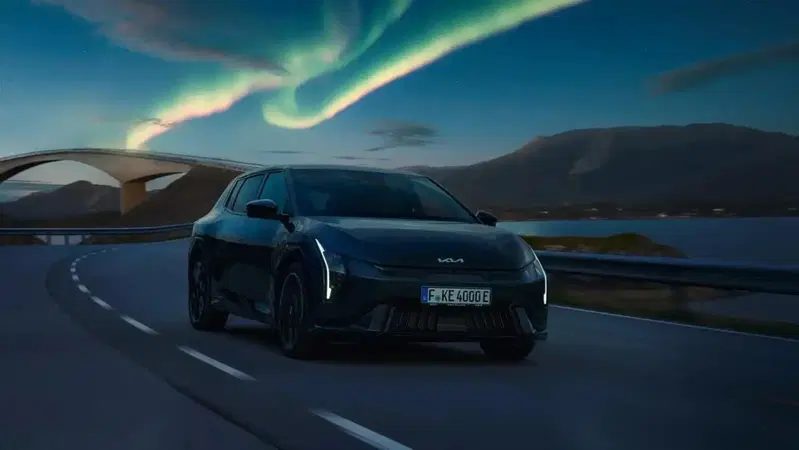 KIA EV4 GT