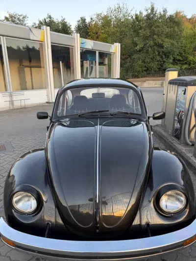 Volkswagen Maggiolino d'epoca del 1982 a Alessandria