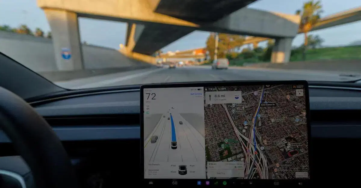 Tesla FSD, via libera in Slovenia: è il sesto Paese europeo