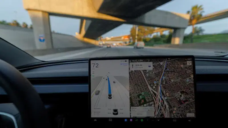 Tesla FSD, via libera in Slovenia: è il sesto Paese europeo