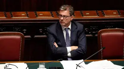 Caro carburanti, sconto sul bollo auto per le partite IVA: l’ipotesi del Governo