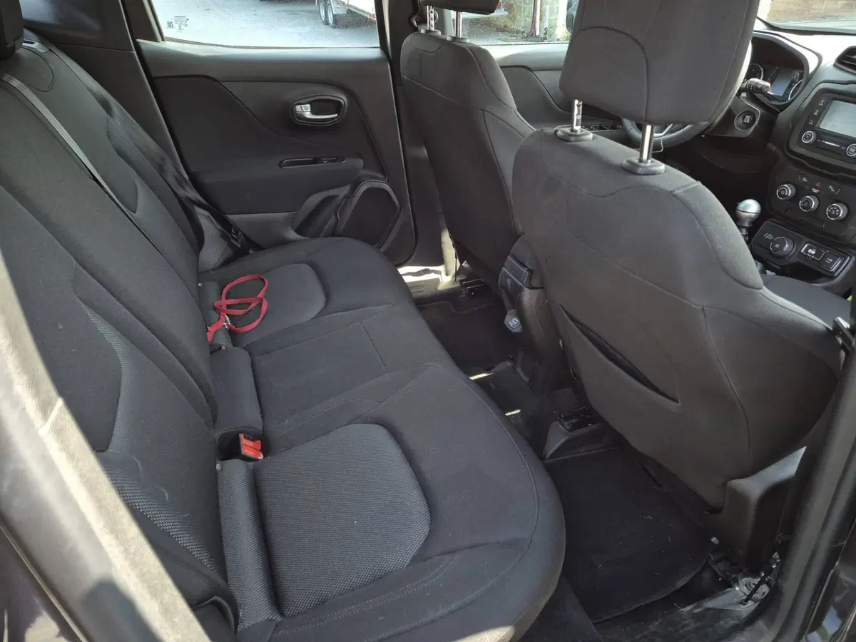Jeep Renegade usata a Savona (5)