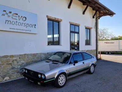 Alfa Romeo 1982 Alfa Romeo sprint 902c del 1982 d'epoca del 1982 a Savona