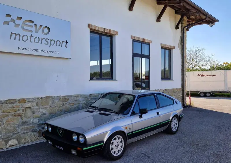 Alfa Romeo 1982 Alfa Romeo sprint 902c del 1982d'epoca del 1982 a Savona