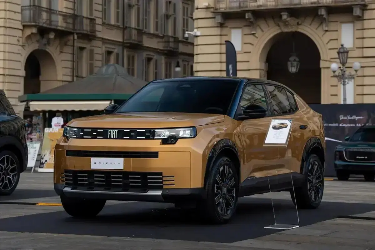 Fiat Grizzly, l'abbiamo vista dal vivo: due carrozzerie, tre motori e un debutto nel 2027 (VIDEO)