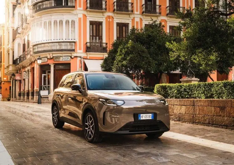 Leapmotor B03X, la prova: l'elettrica da 4,27 metri che rimette in discussione i prezzi delle compatte (VIDEO)