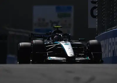 F1. Spavento Hamilton e Bearman a Madrid, ma che Kimi Antonelli! Le FP3 si chiudono tra i muretti baciati e la magia Mercedes